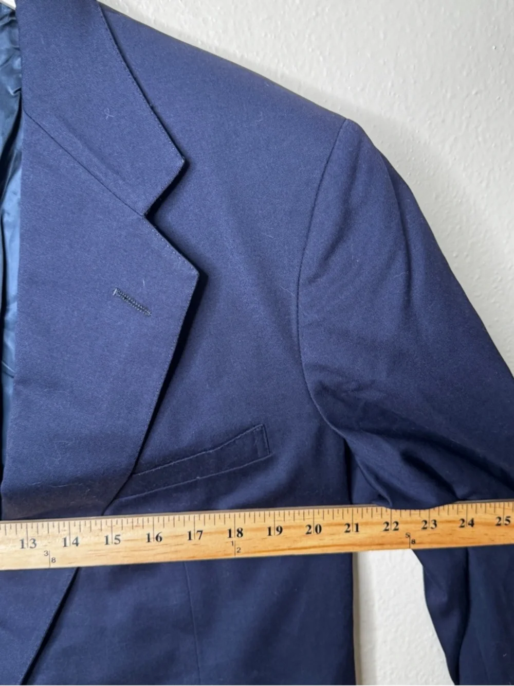 Polo Ralph Lauren Blazer Men’s Medium Navy Blue Gold Button Classic Sports Coat